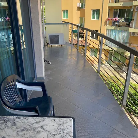 отличен двустаен до 4 души 307 * Sunny Beach
